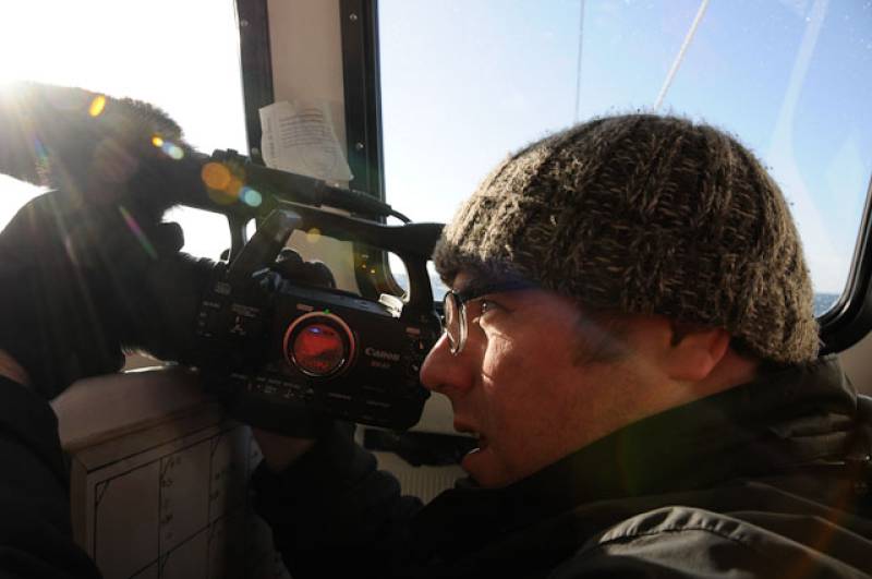 Editor Tim out of the office and filming in the North Atlantic! &copy; Jonathan Bird’s Blue World TV